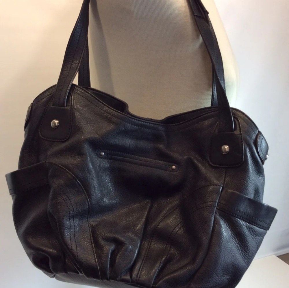 B MAKOWSKY Shoulder Bag Black Leather Cheetah Silver Hardware